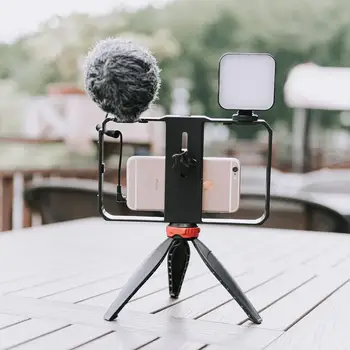 4 u 1 Vlogging Live Broadcast Smartphone Video Rig With LED Light Microphone Tripod Phone Cage For iPhone Mobile Phone