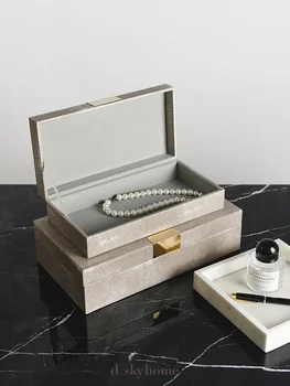 Luksuzni Metalni Komad Kolaž DecorBox Kreativni Toaletni Stol Umjetna Koža Kutija Za Pohranu Nakit Za Ured Prodaje Soft Dekor Dekoracija