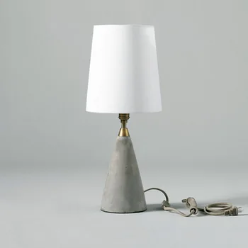 Постмодернистская cementa lampe za creative model sobe noćni lampe Nordijsko jednostavna američka spavaća soba lampa kabinet lampe za čitanje